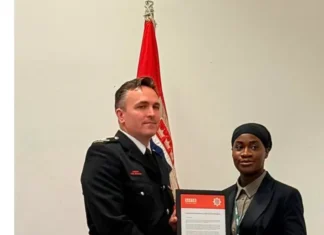 London NHS Therapist Honoured by Fire Brigade After Saving Man’s Life on A13 Bridge London NHS Therapist Honoured by Fire Brigade After Saving Man's Life on A13 Bridge