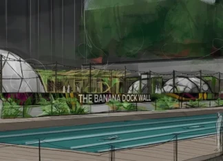 London’s first floating natural water pool opens at Canary Wharf this june London’s first floating natural water pool opens at Canary Wharf this june